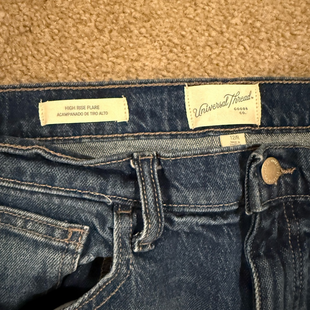 Universal Thread High Rise Flare Jeans - Picture 5 of 6